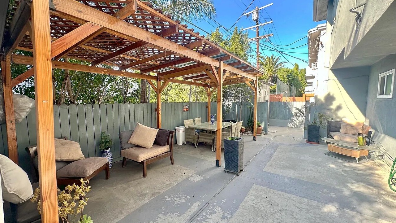 Photo of Outdoor in Beverly Grove