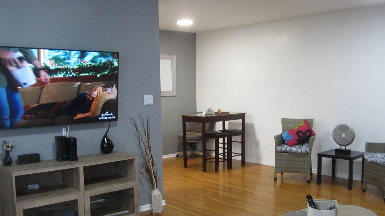 Photo of Livingroom in Beverly Grove