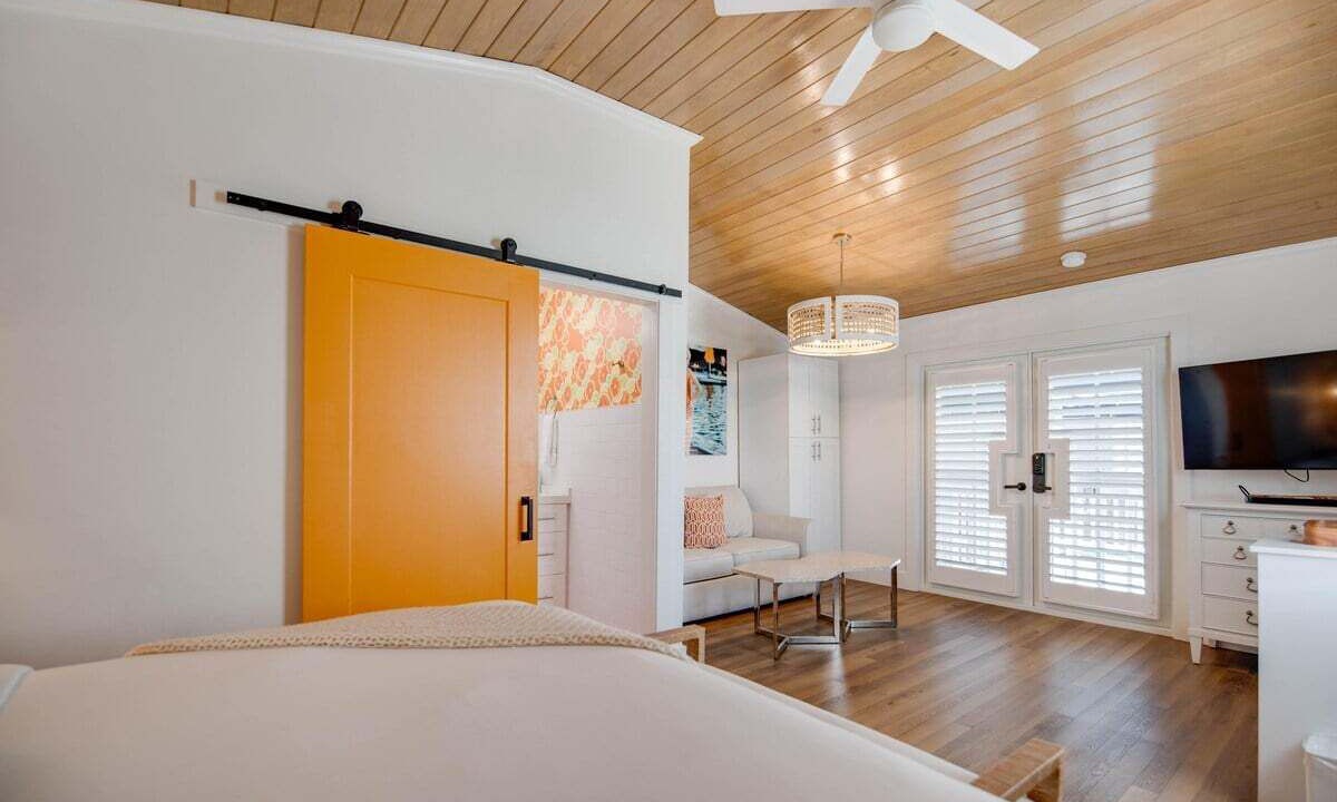 Photo of Bedroom in Historic Seaport