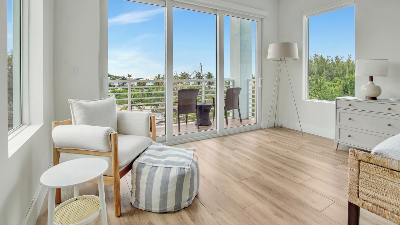 Photo of Patio Balcony in Pirates Cove