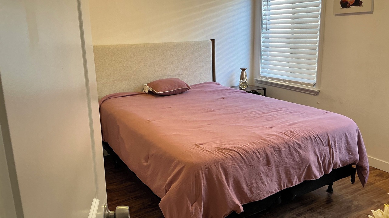 Photo of Bedroom in Los Angeles