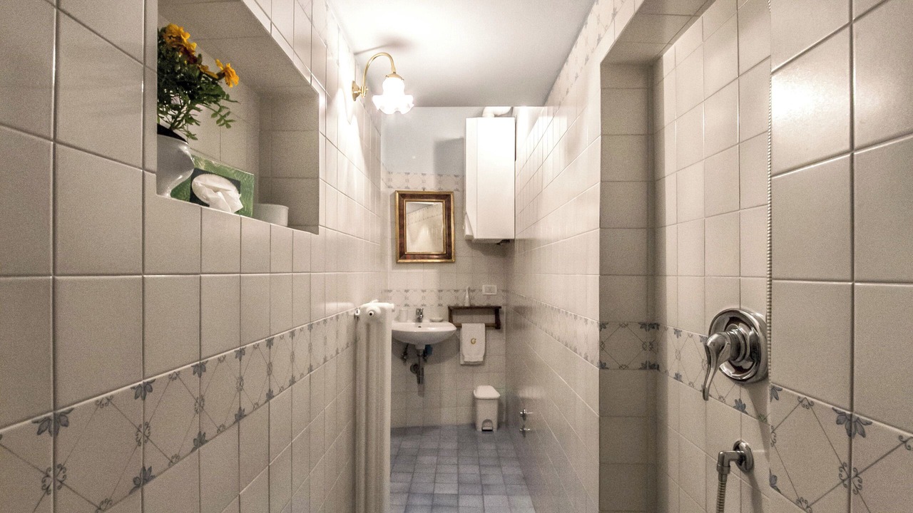 Photo of Bathroom in Gaville