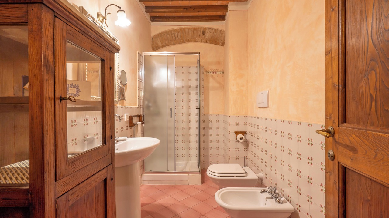 Photo of Bathroom in Gaville