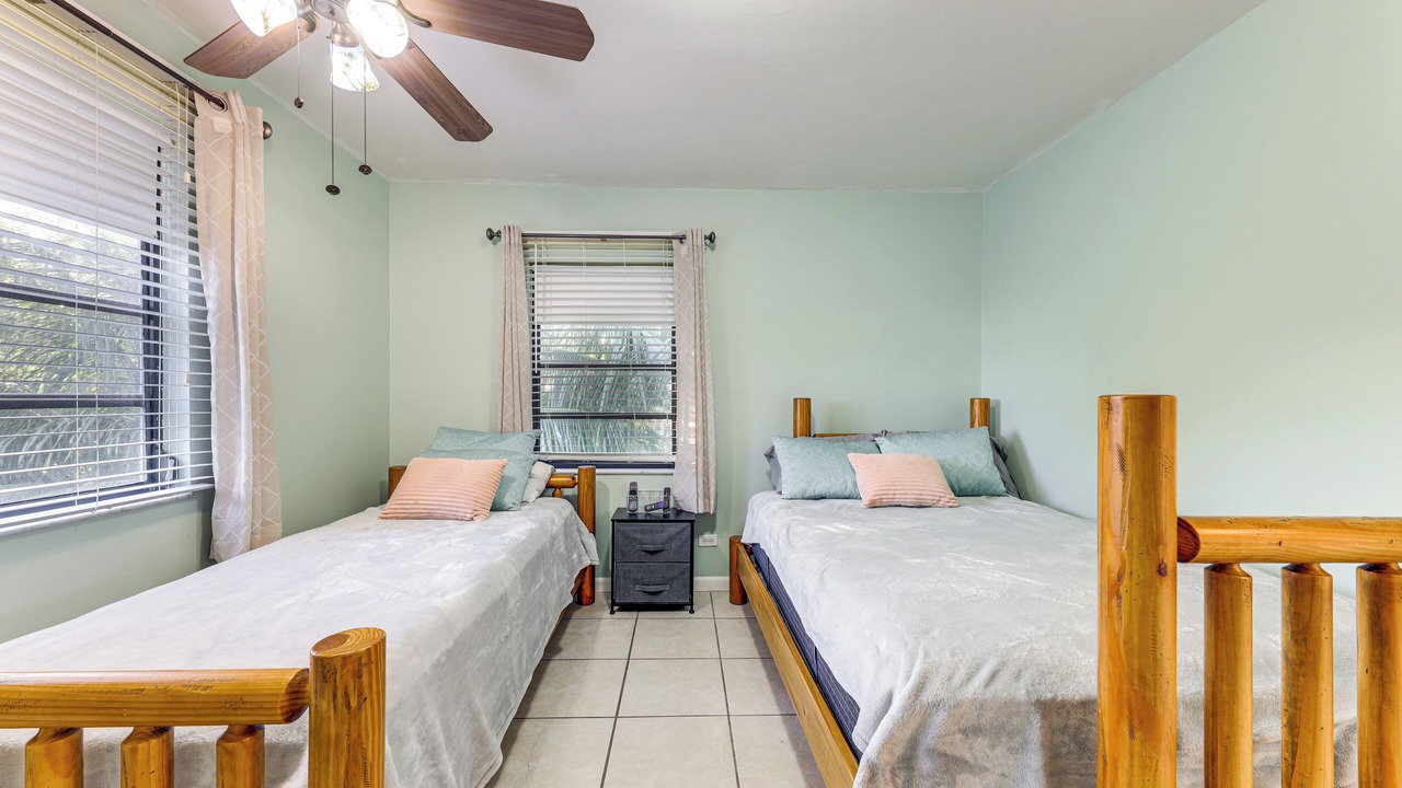 Photo of Bedroom in Eden Pines