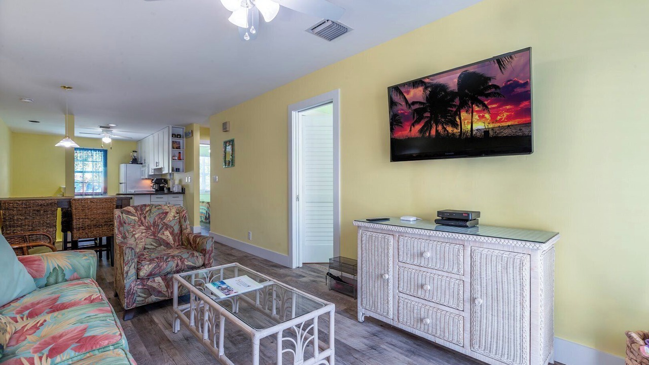 Photo of Livingroom in Truman Annex