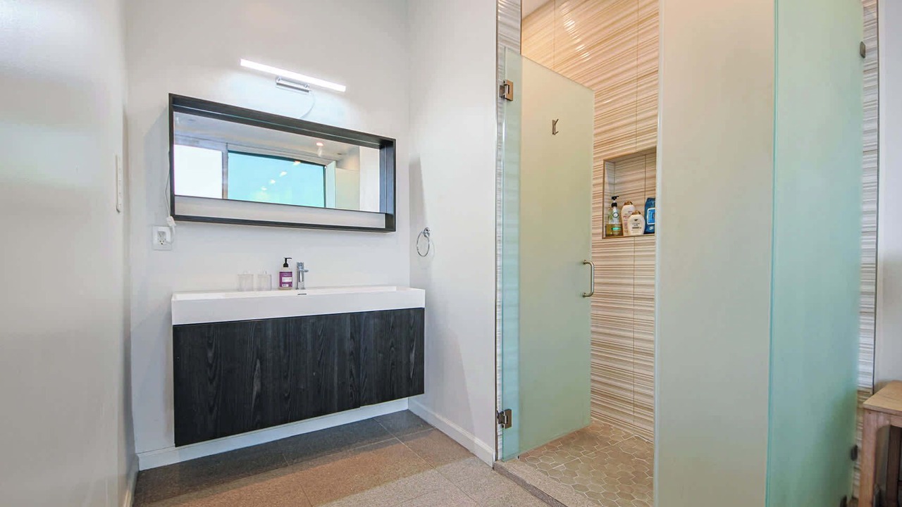 Photo of Bathroom in The Flats