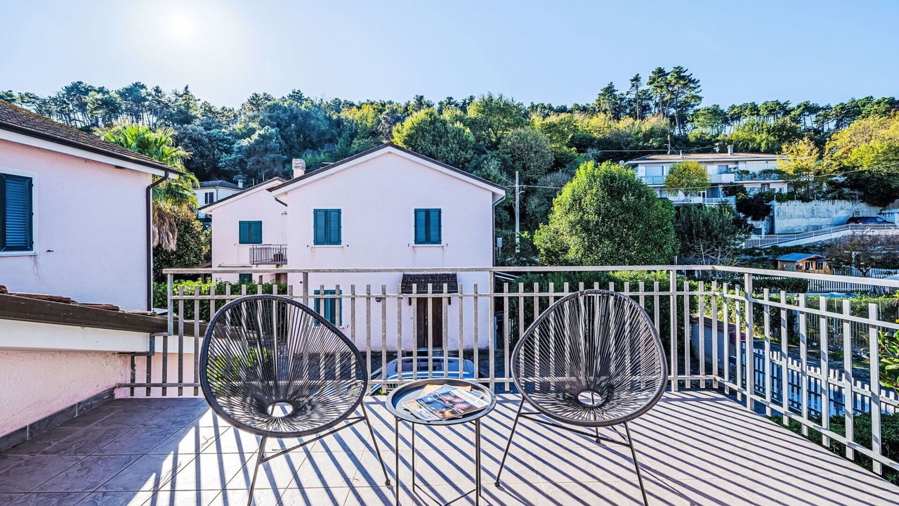 Photo of Patio Balcony in Ameglia