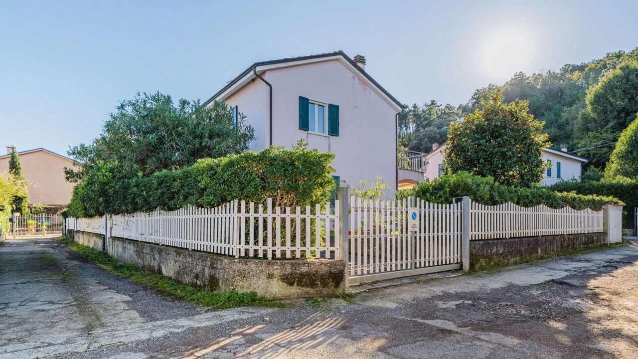 Photo of Patio Balcony in Ameglia