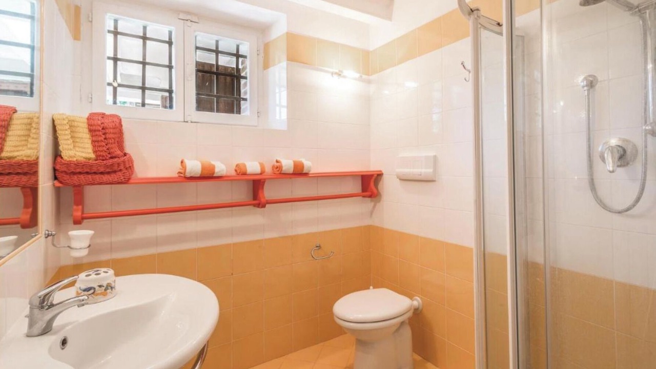 Photo of Bathroom in Morra
