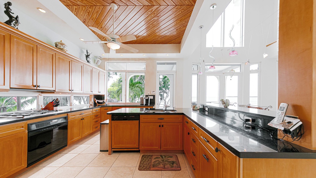 Photo of Kitchen in Tavernier