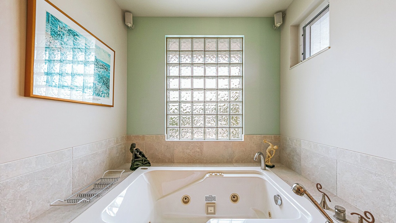 Photo of Bathroom in Tavernier