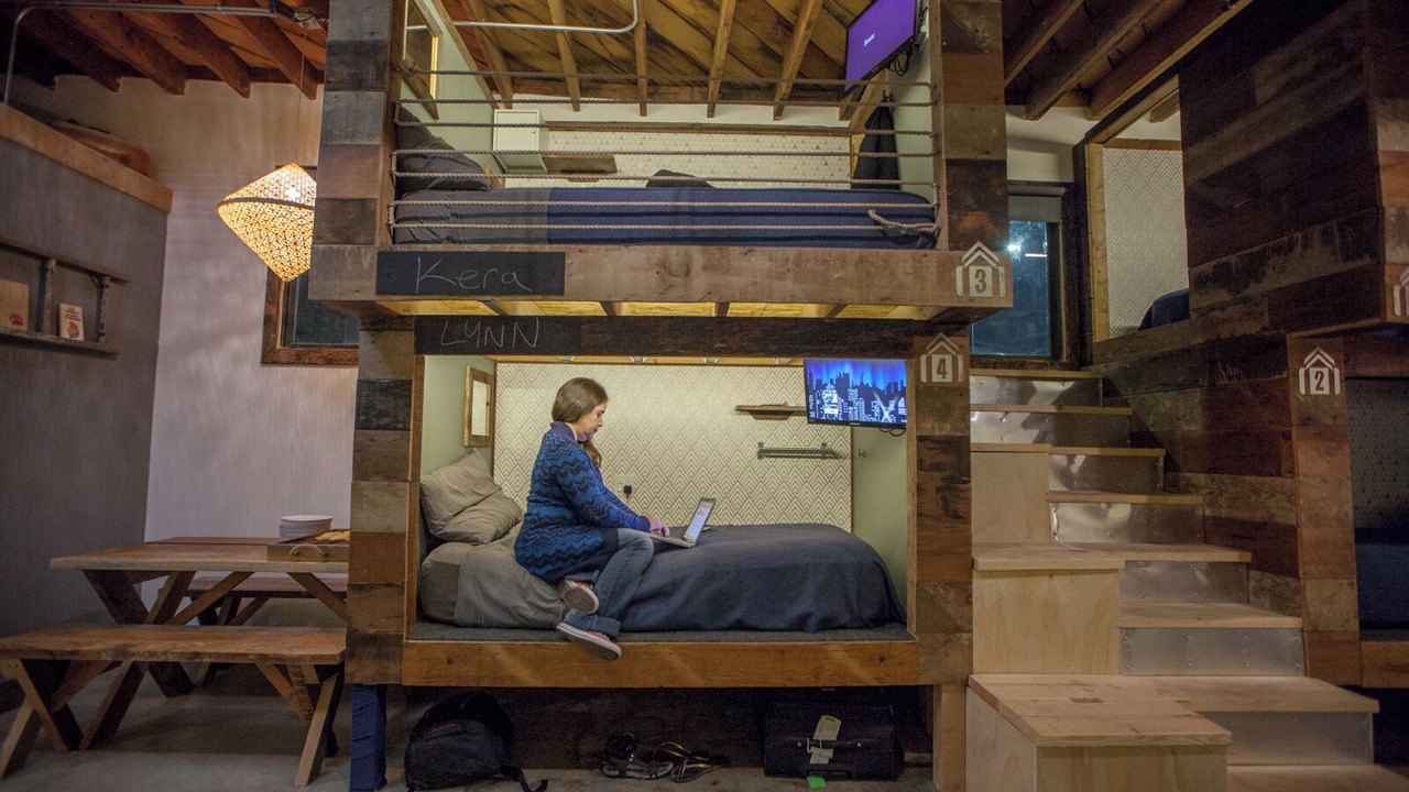 Photo of Bedroom in East Hollywood