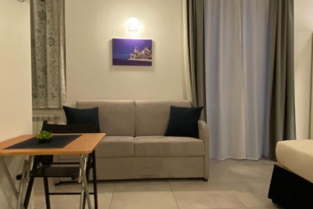 Photo of Livingroom in La Spezia Historic Centre