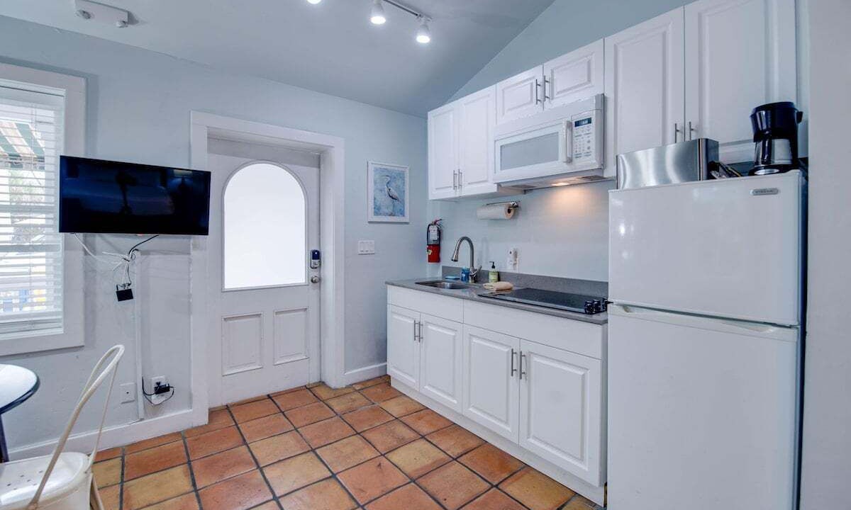 Photo of Kitchen in Uptown - Upper Duval