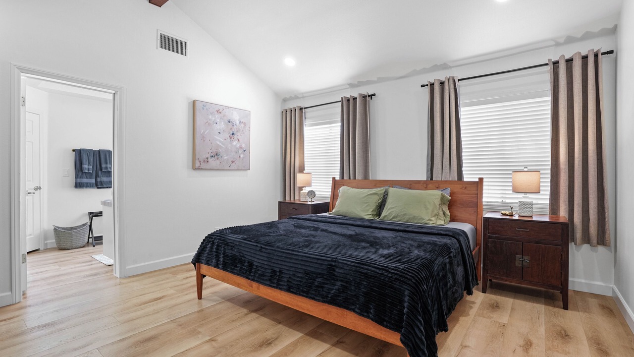 Photo of Bedroom in Northwest Anaheim