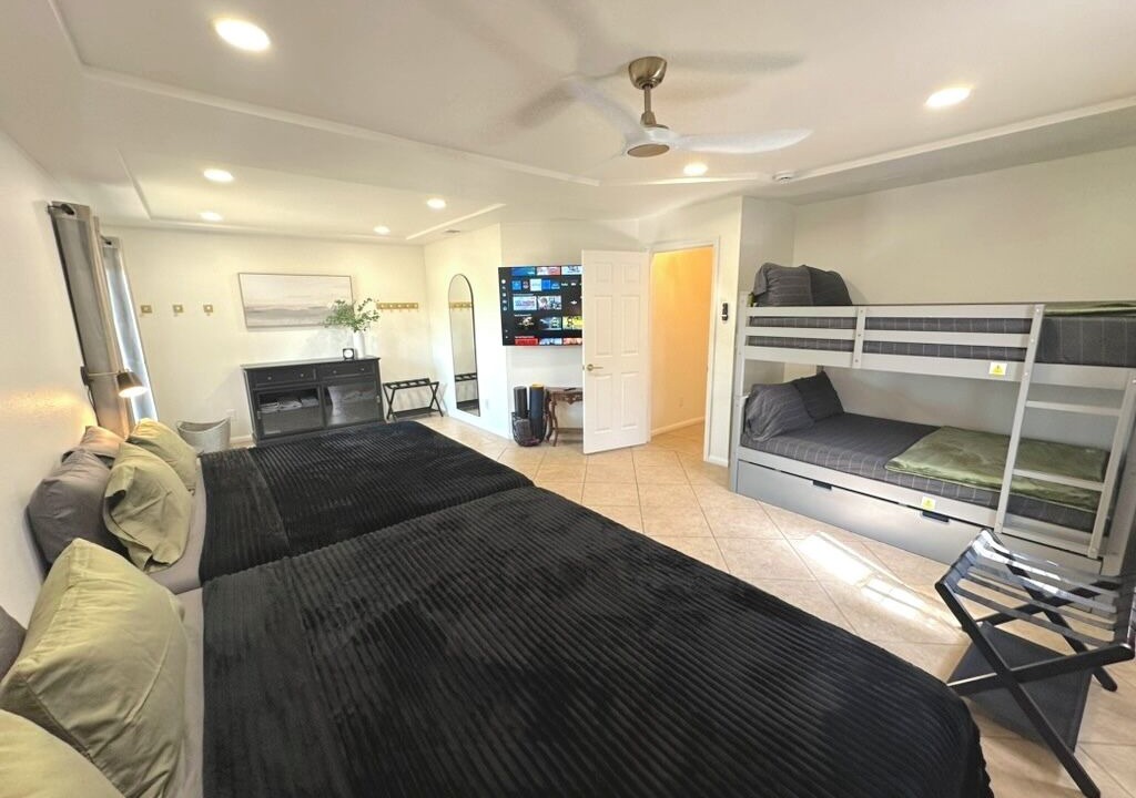 Photo of Bedroom in Northwest Anaheim