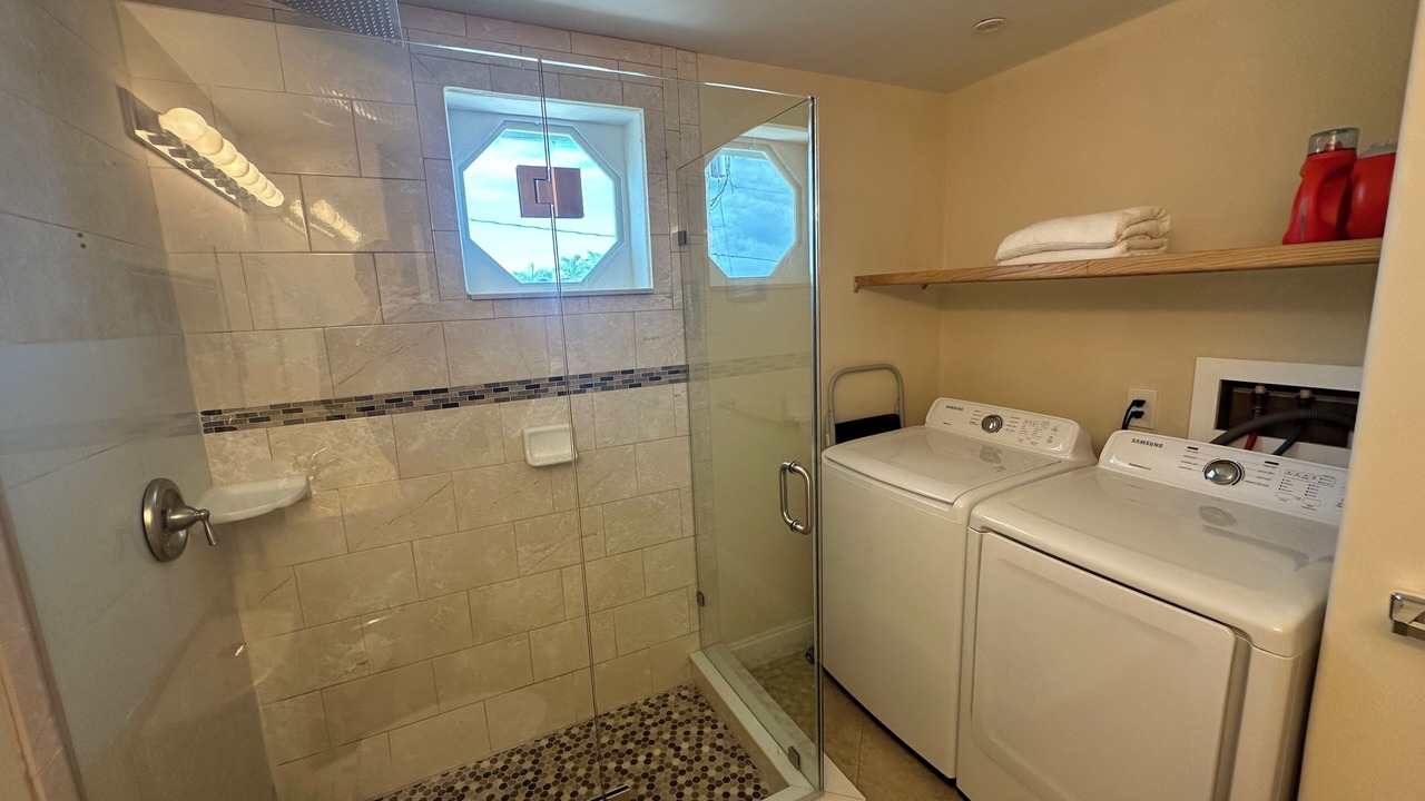 Photo of Bathroom in Little Torch Key