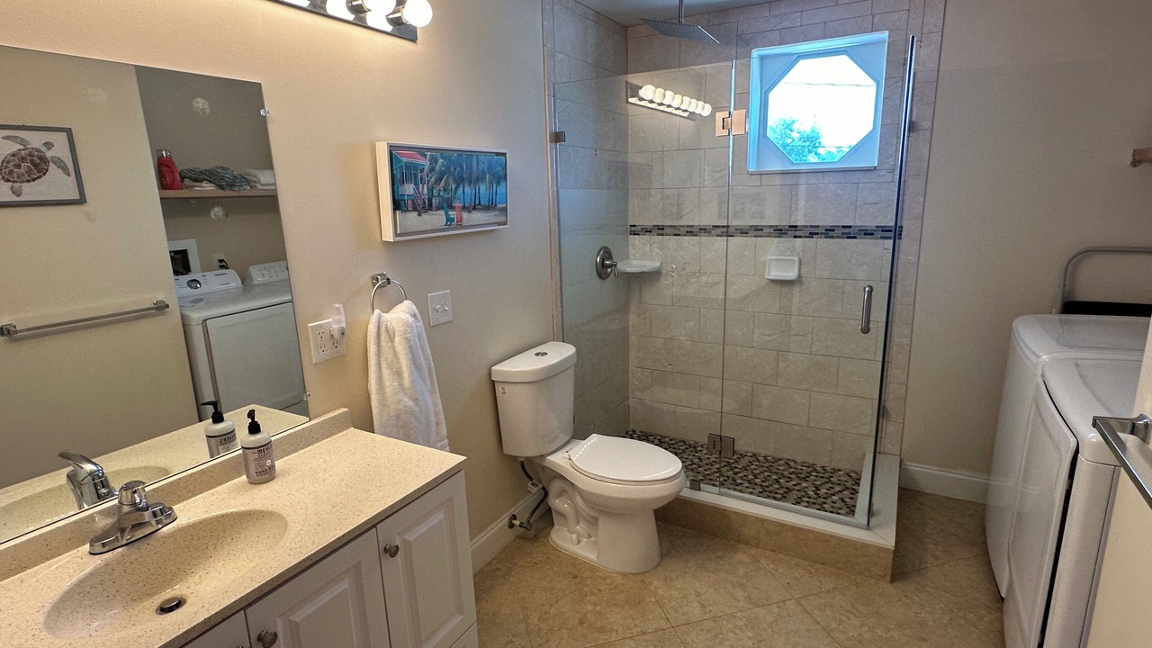 Photo of Bathroom in Little Torch Key