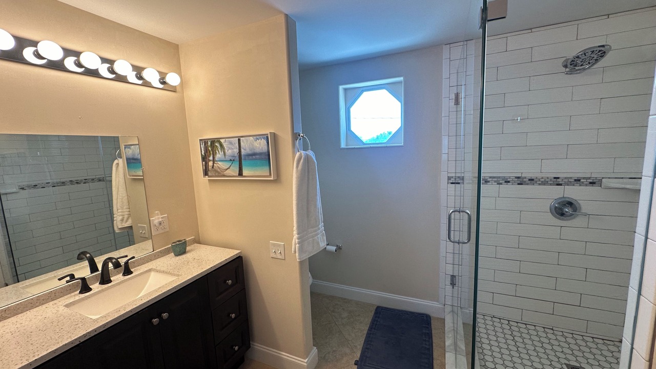Photo of Bathroom in Little Torch Key