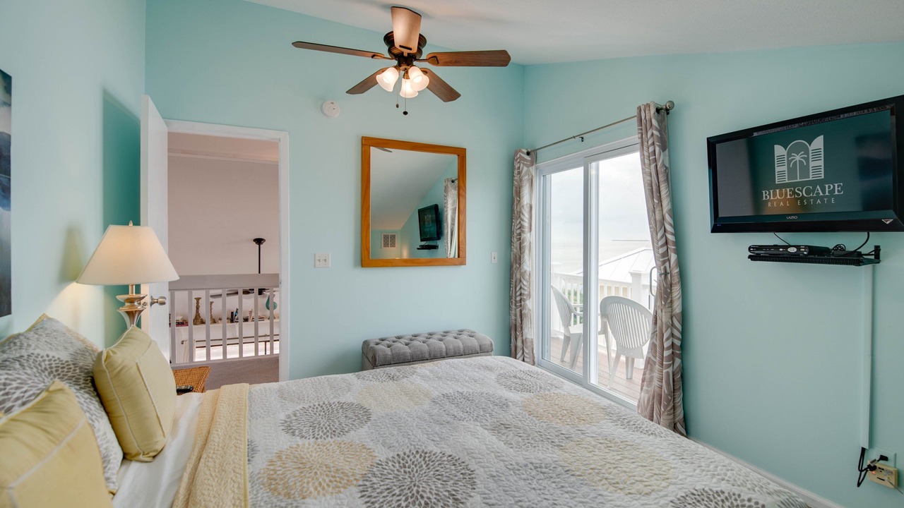 Photo of Bedroom in Cutthroat Harbor Estates