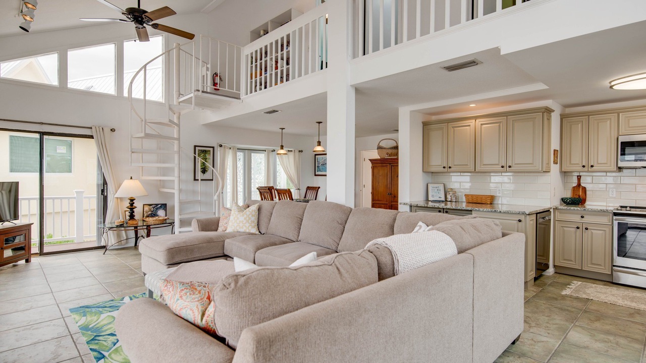 Photo of Livingroom in Cutthroat Harbor Estates