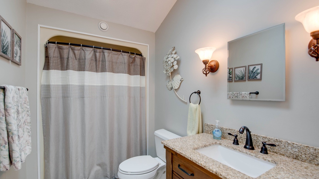 Photo of Bathroom in Cutthroat Harbor Estates