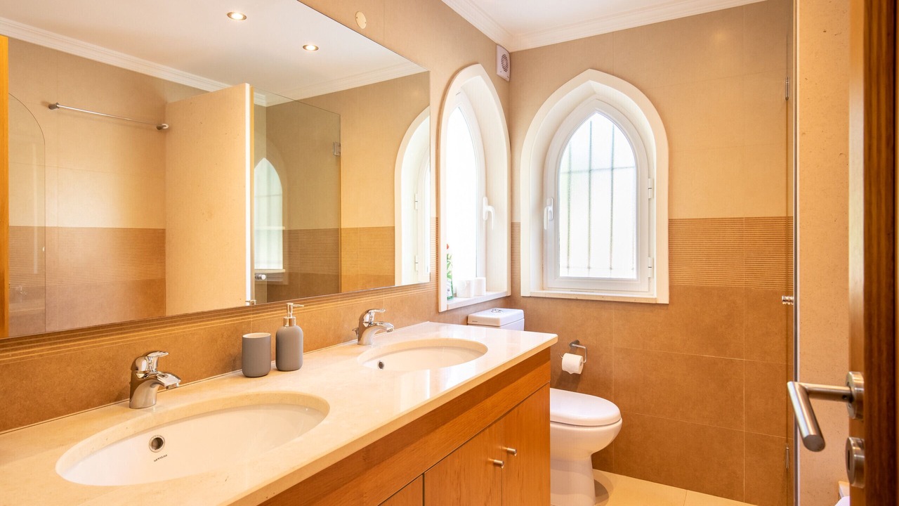 Photo of Bathroom in Funchal