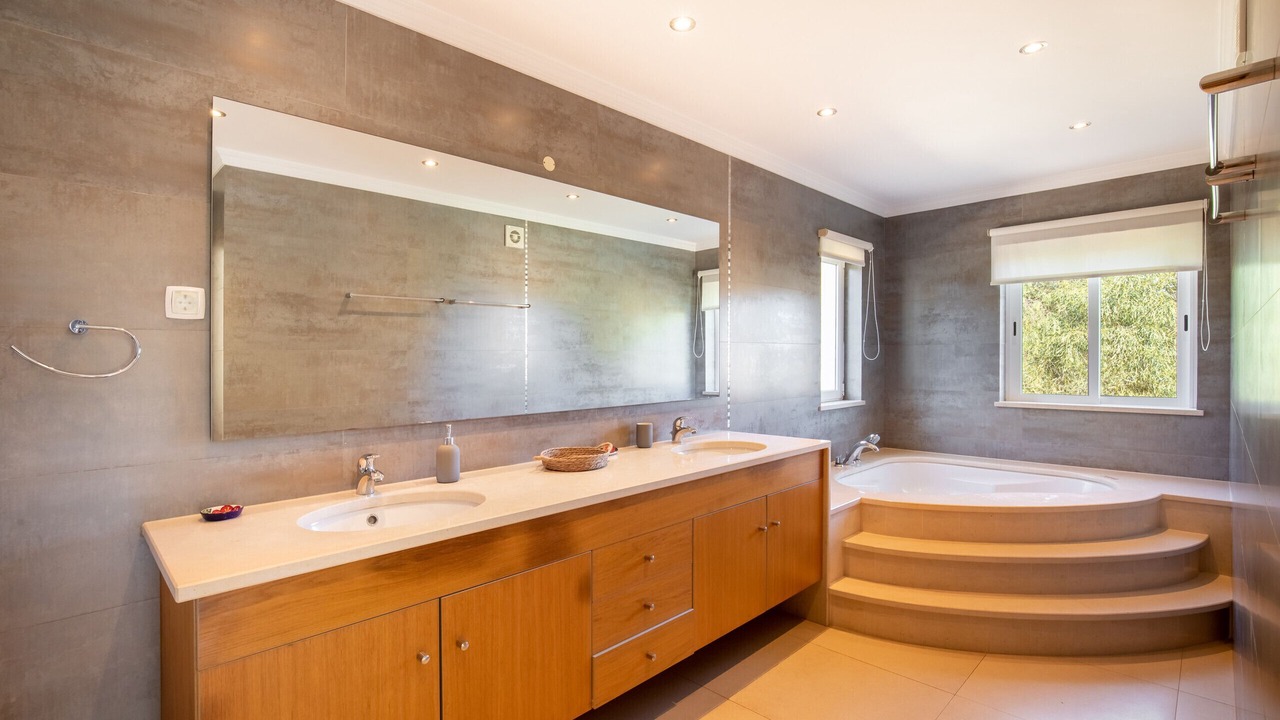 Photo of Bathroom in Funchal