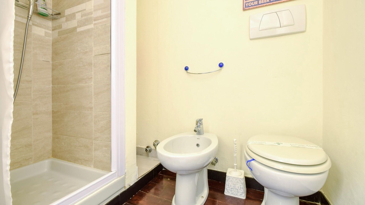 Photo of Bathroom in Recco