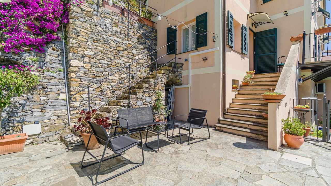 Photo of Others in Recco