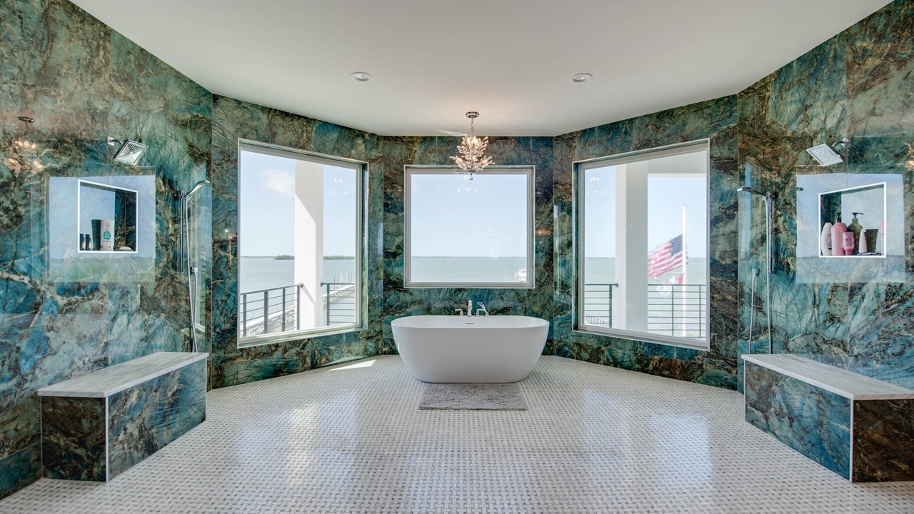 Photo of Bathroom in Ramrod Key