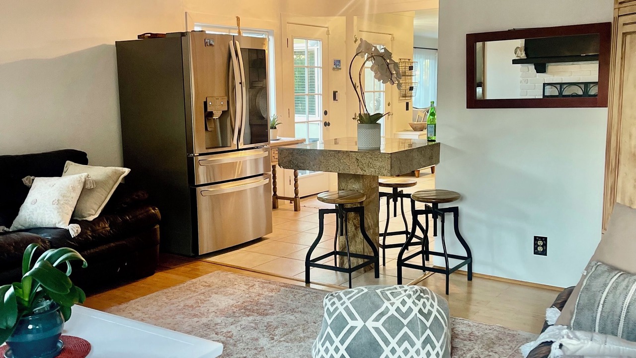 Photo of Livingroom in Lawndale