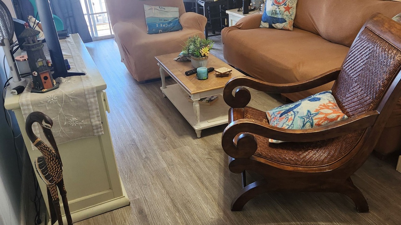 Photo of Livingroom in Layton