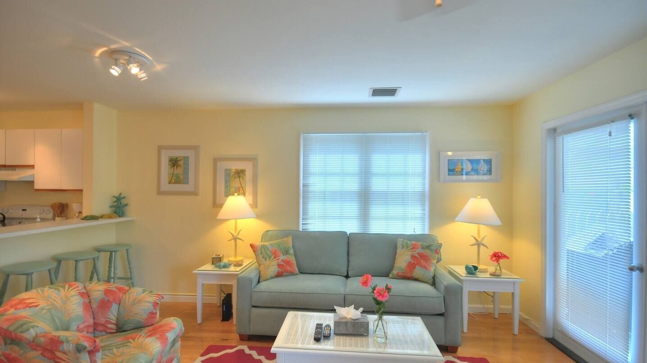 Photo of Livingroom in Truman Annex