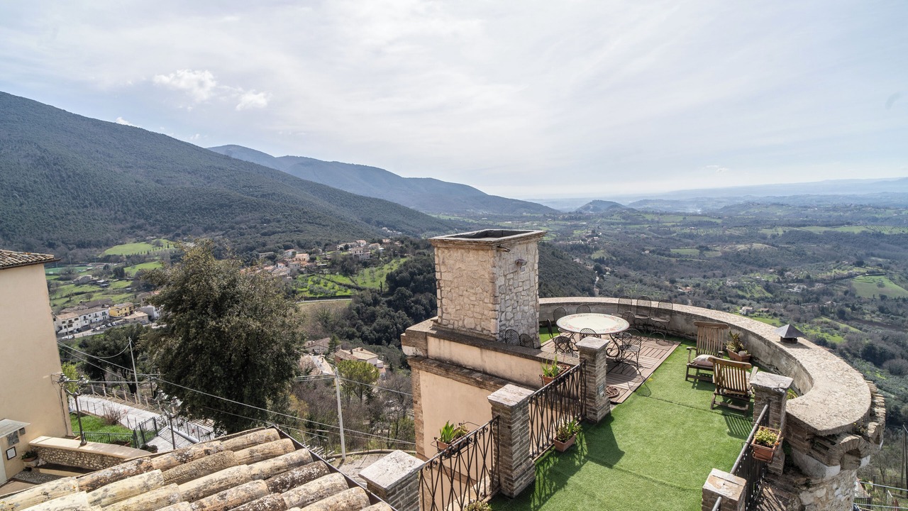 Photo of Bedroom in Montasola