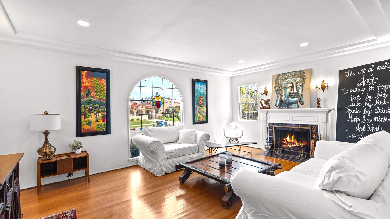 Photo of Livingroom in Los Angeles