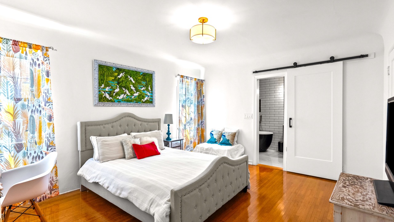 Photo of Bedroom in Los Angeles