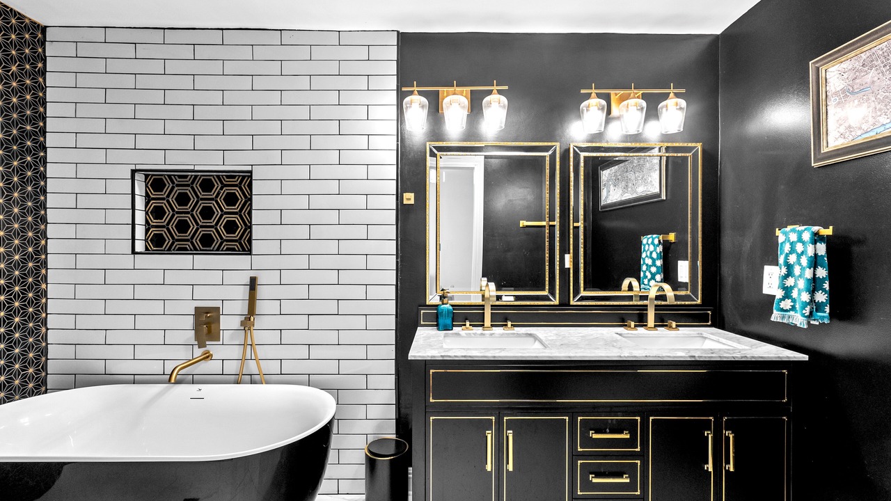 Photo of Bathroom in Los Angeles