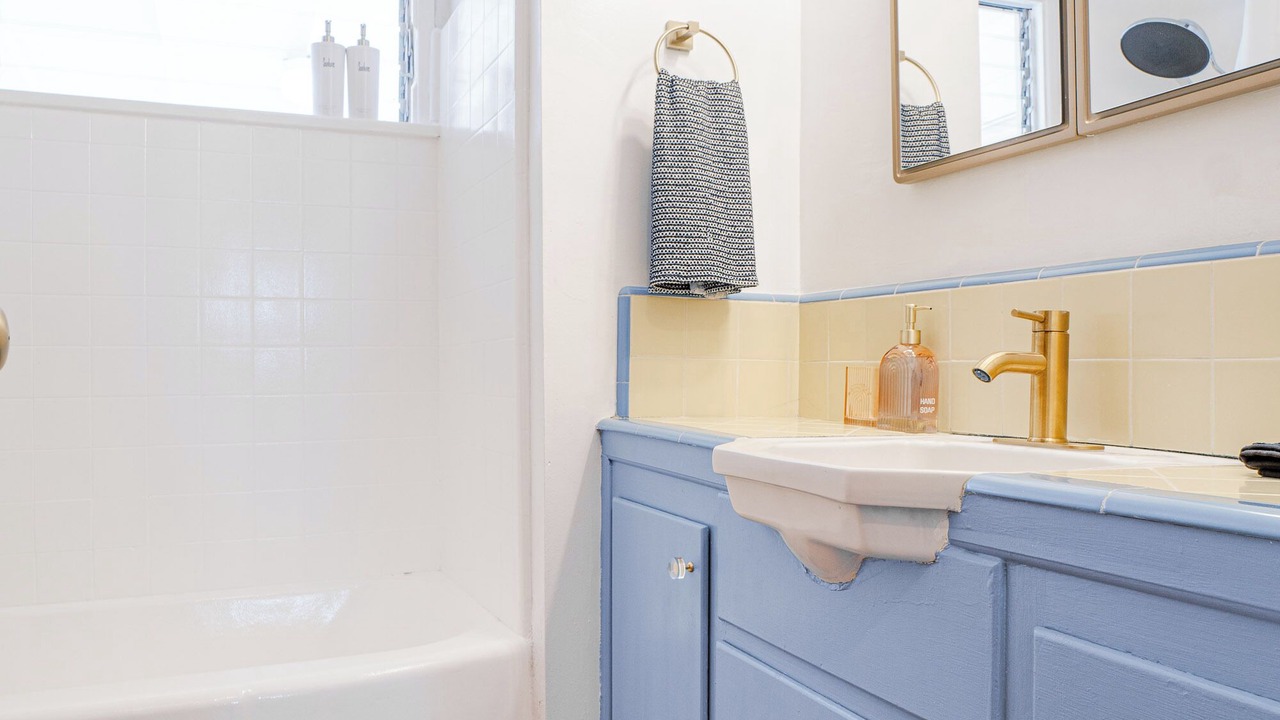 Photo of Bathroom in Los Angeles