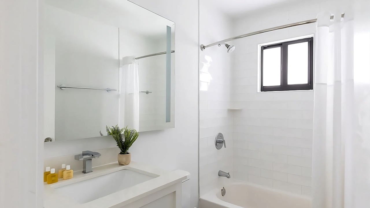 Photo of Bathroom in Islamorada