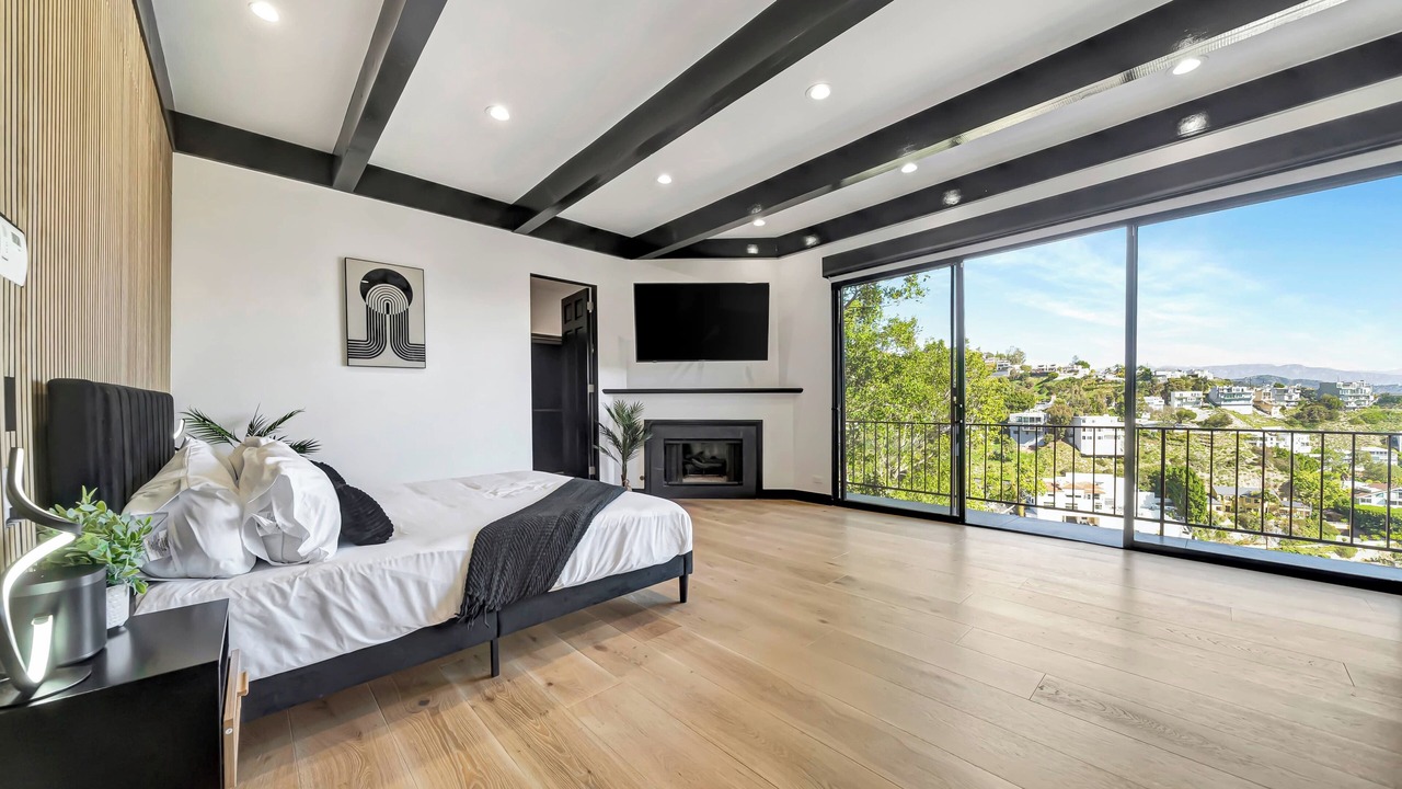 Photo of Bedroom in Hollywood Hills West