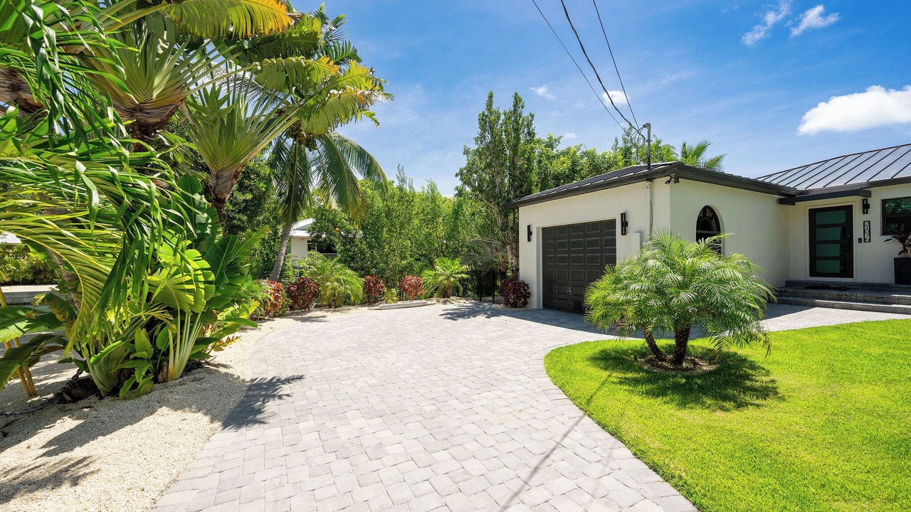 Photo of Others in Cudjoe Gardens