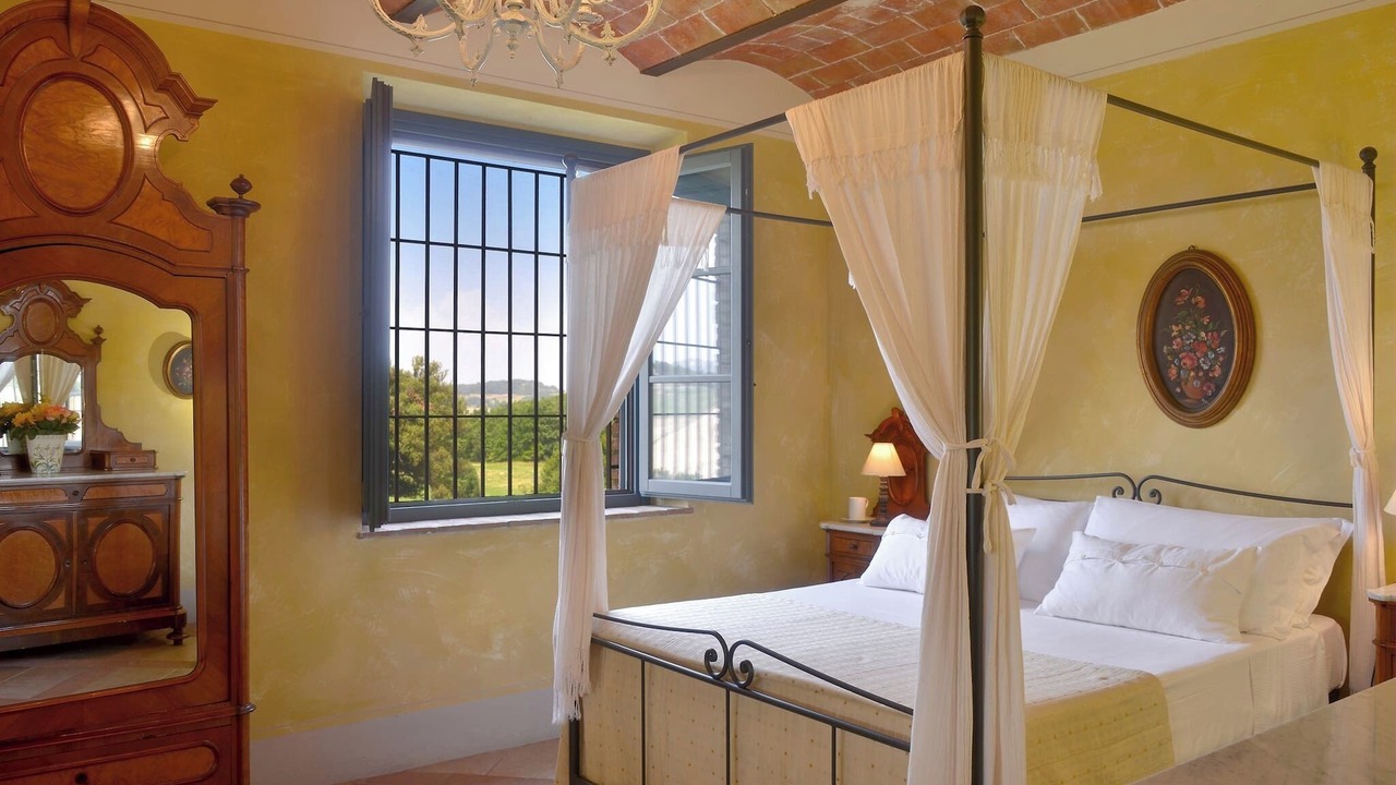 Photo of Bedroom in Bibbona