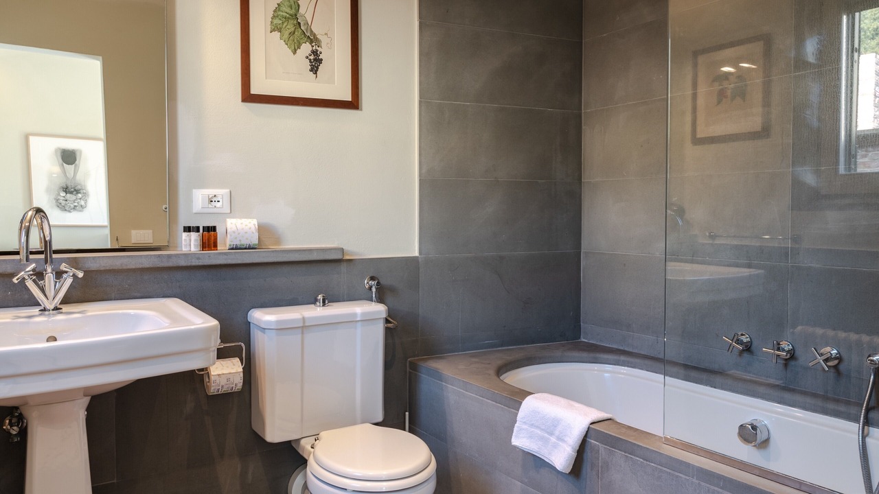 Photo of Bathroom in Cortona
