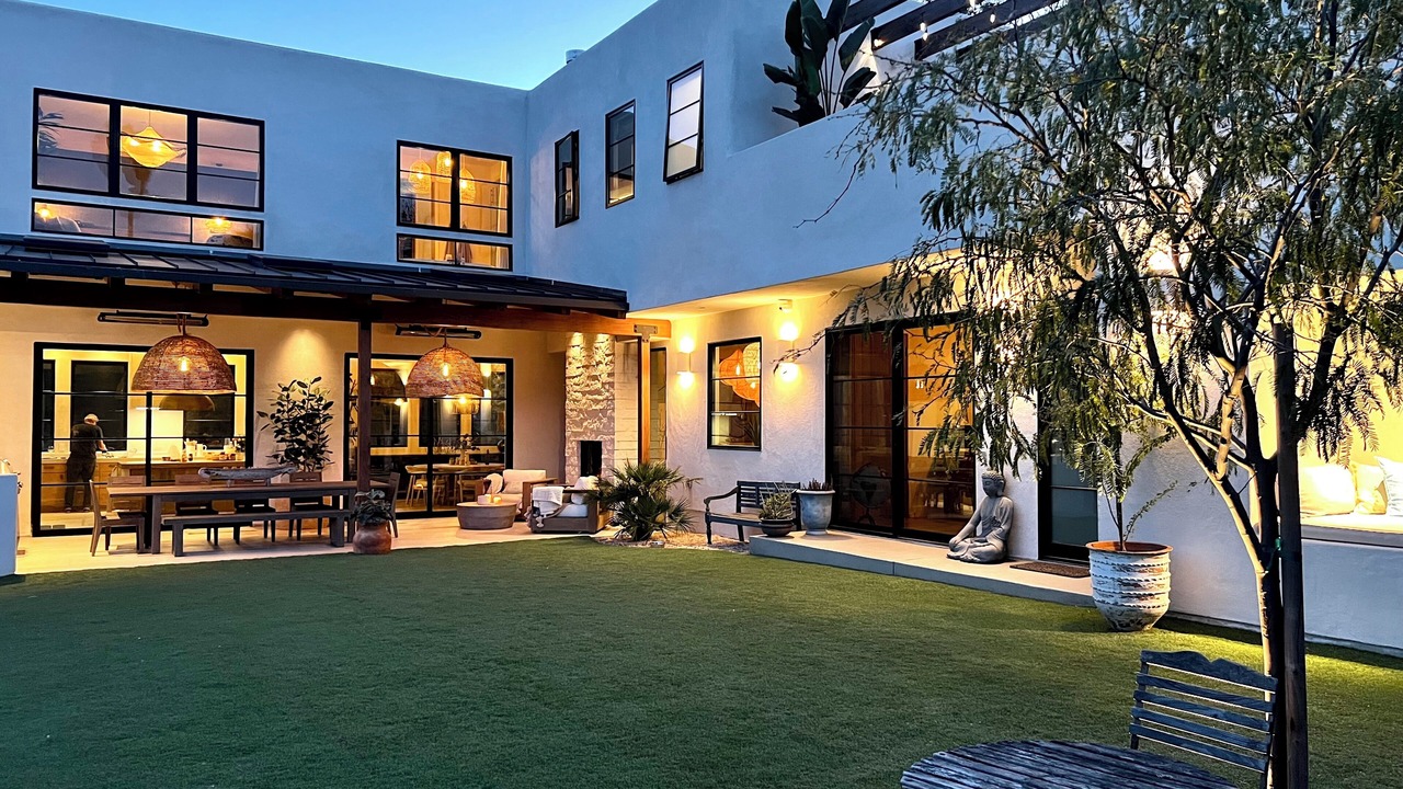 Photo of Outdoor in Baldwin Hills