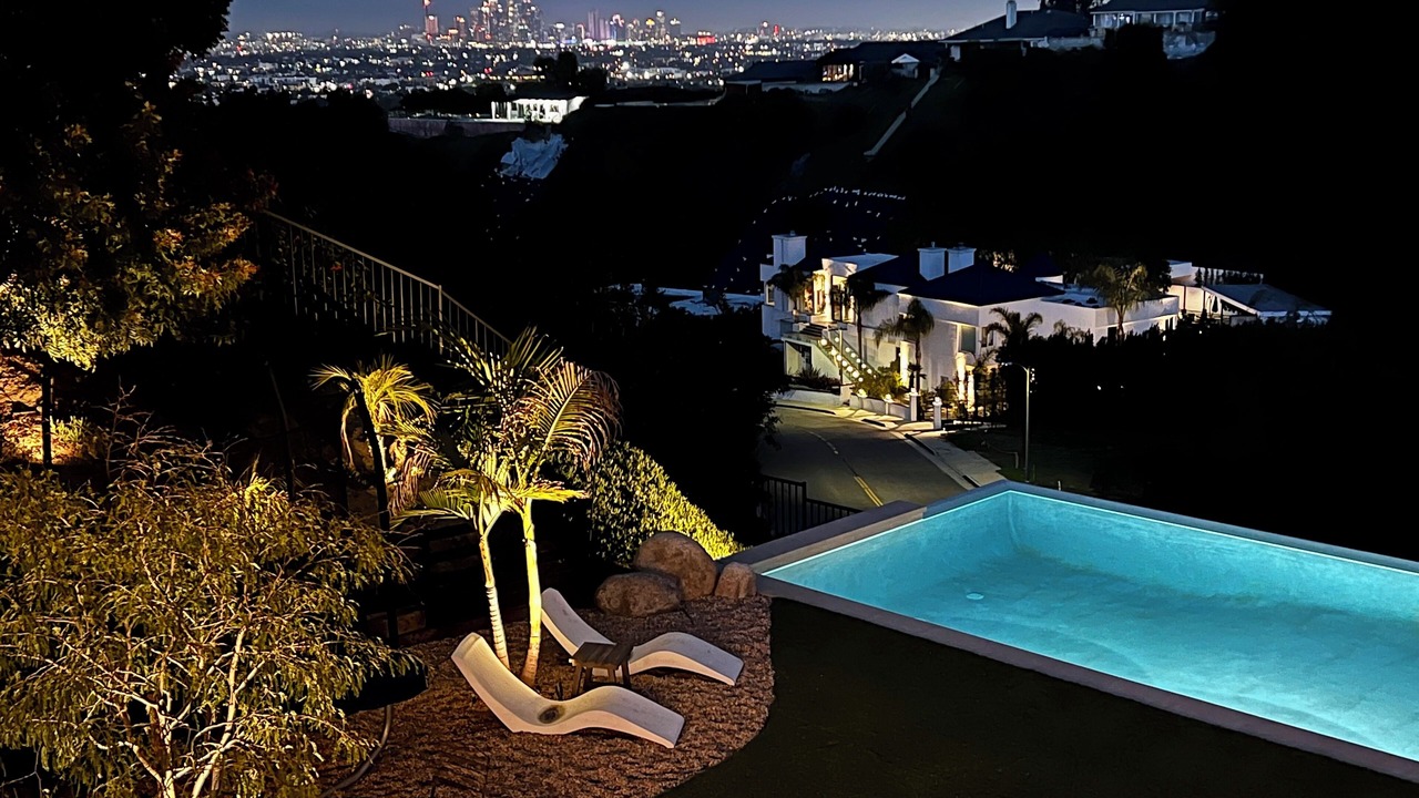 Photo of Outdoor in Baldwin Hills