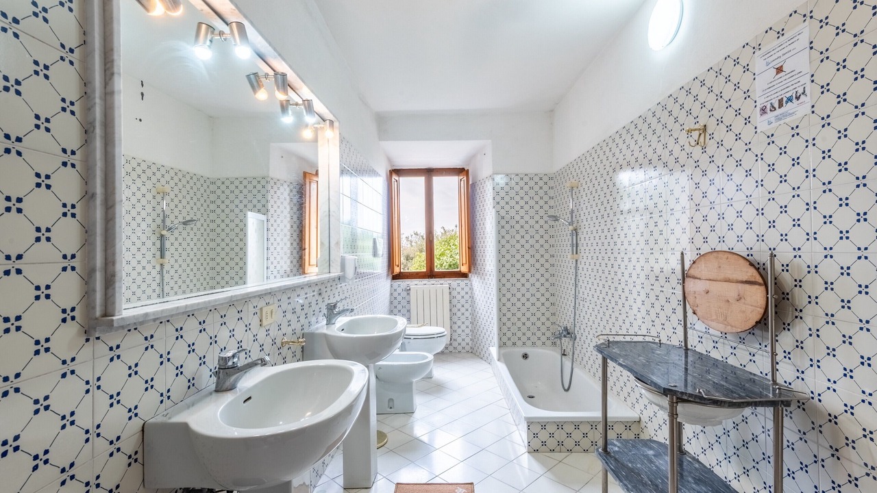 Photo of Bathroom in Siena