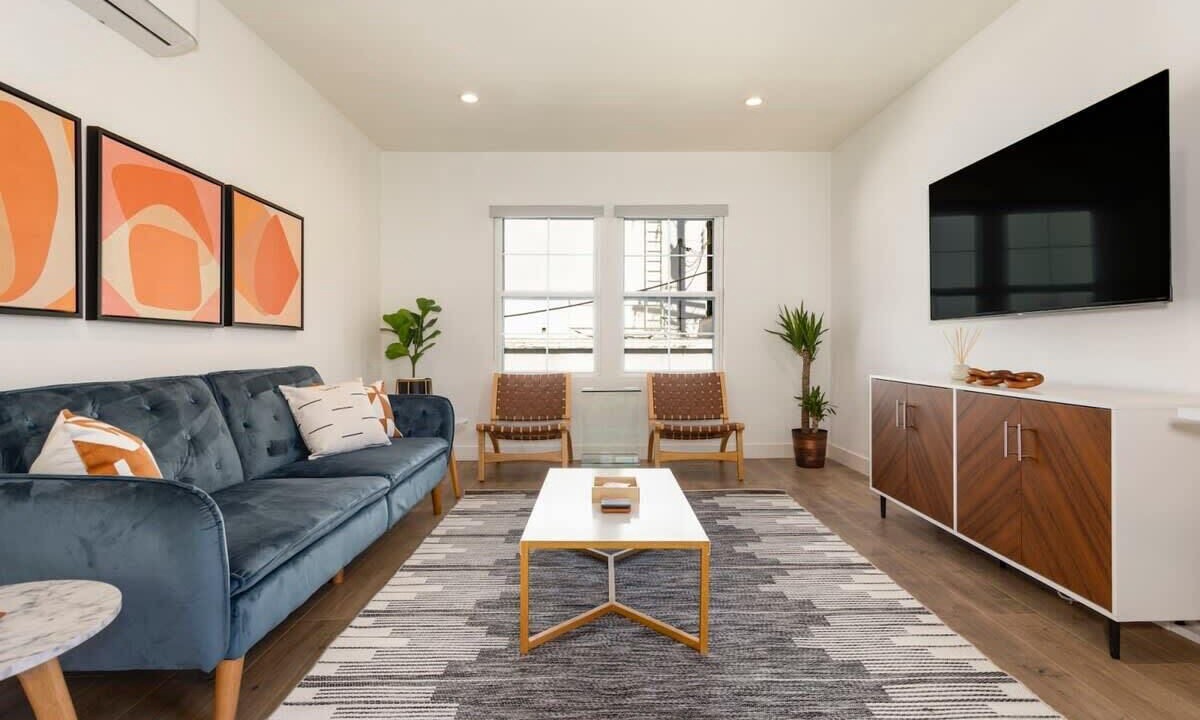 Photo of Livingroom in Carlson Park