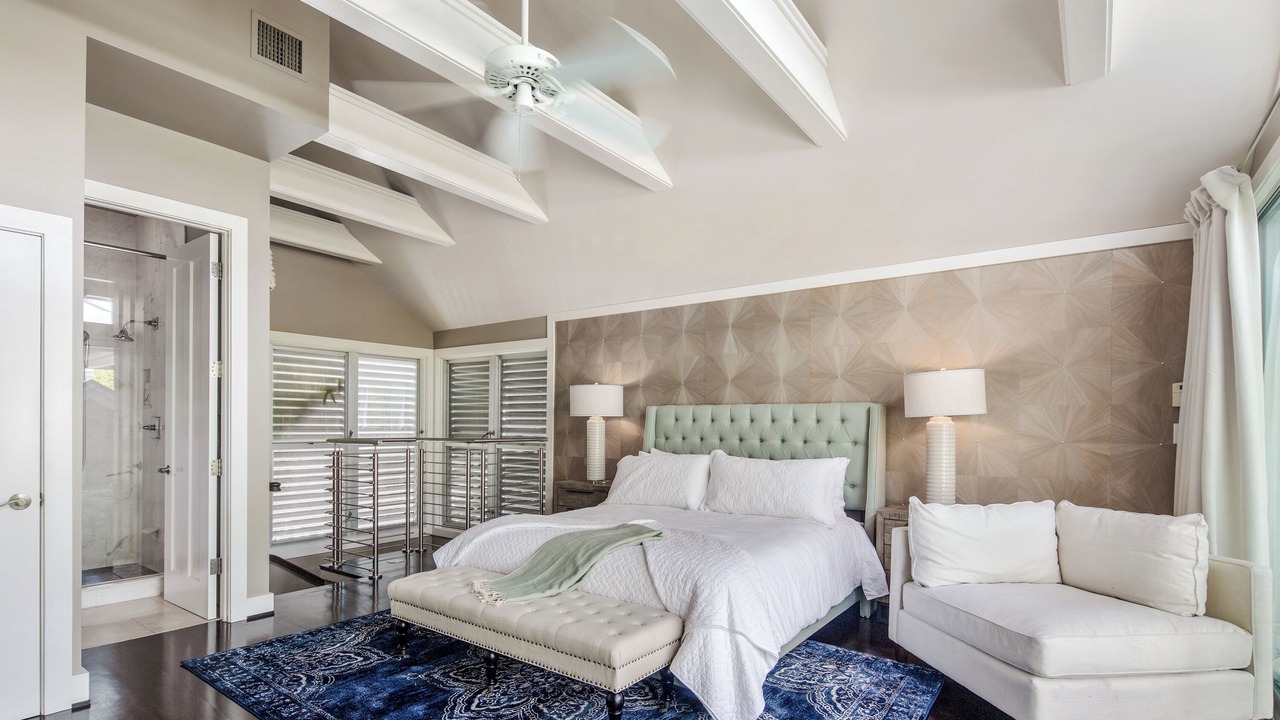 Photo of Bedroom in Downtown