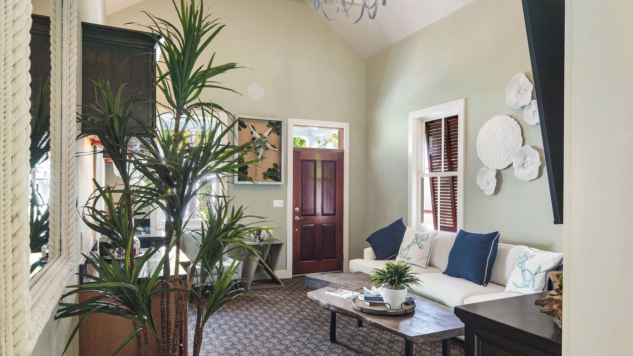 Photo of Livingroom in Downtown